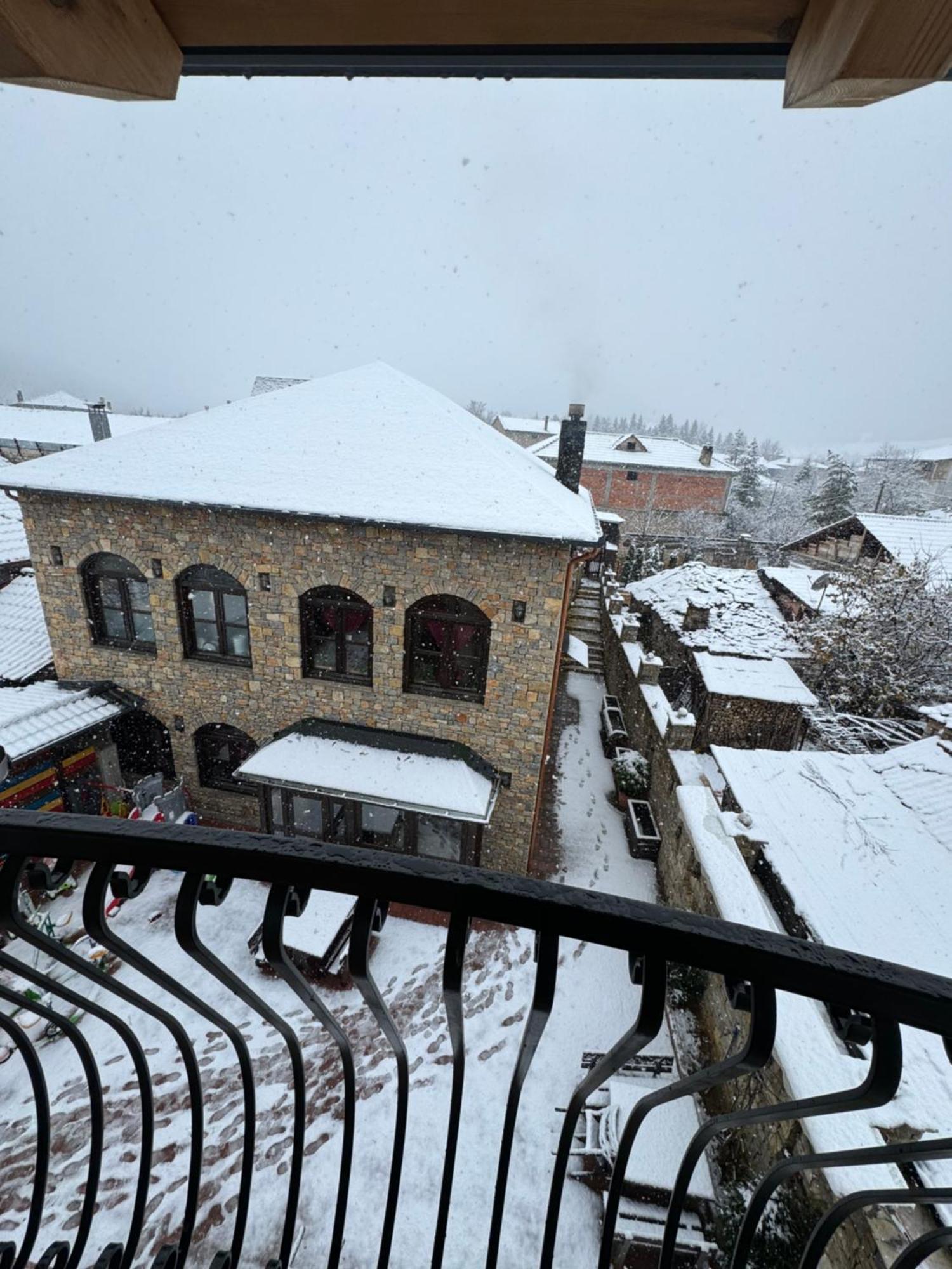 Hotel Ambassador Voskopojë Extérieur photo