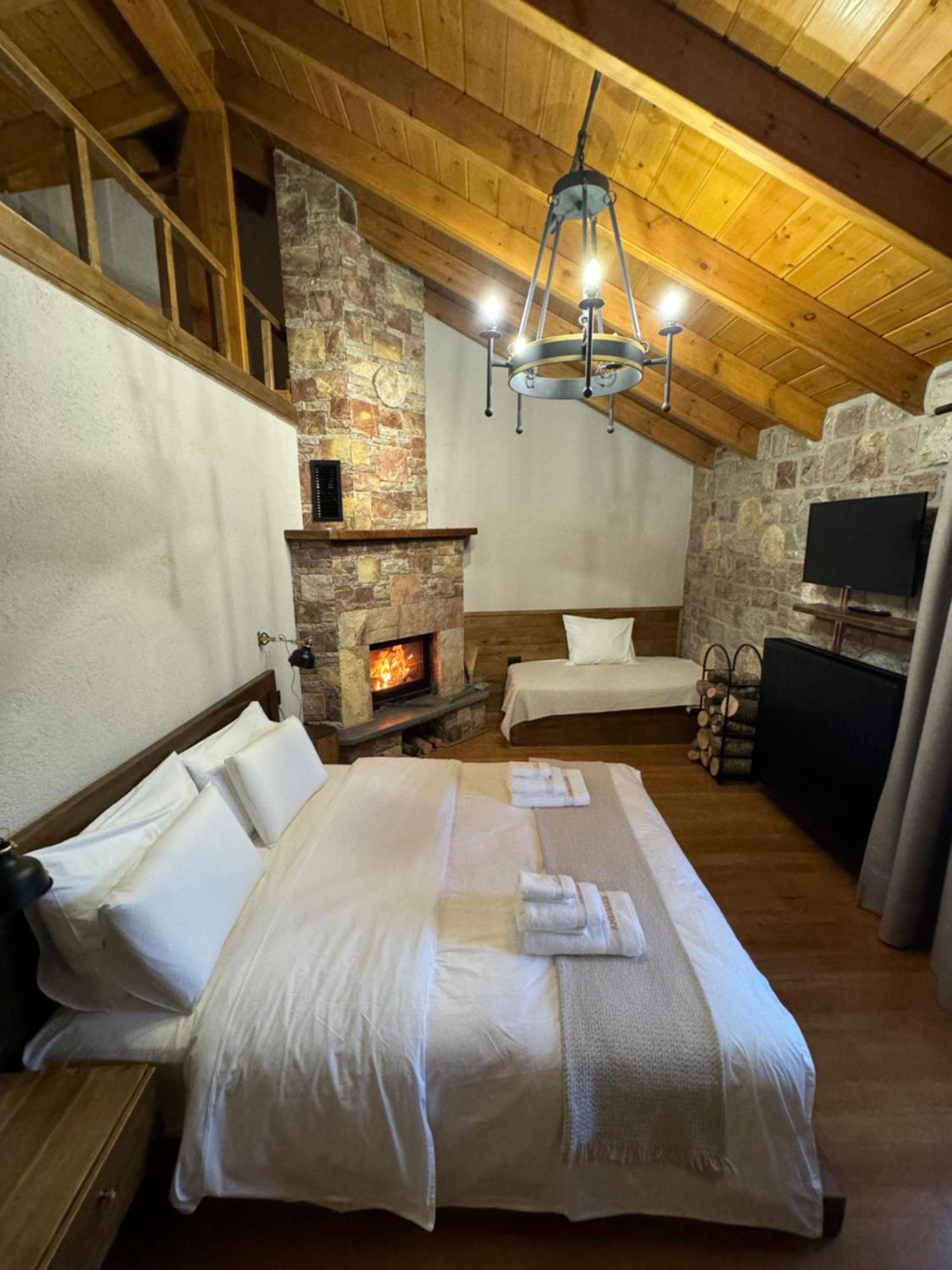 Hotel Ambassador Voskopojë Extérieur photo